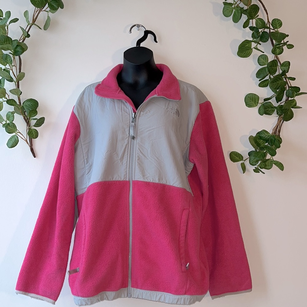 • Girls Pink North Face Jacket